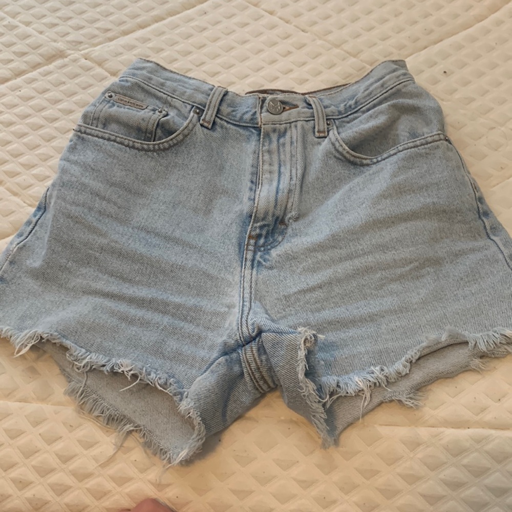 Calvin Klein denim shorts 2 in inseam high waisted